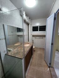 Blk 242 Pasir Ris Street 21 (Pasir Ris), HDB Executive #613587021